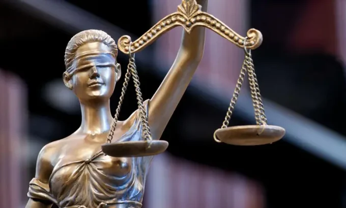 servicios.de.abogados (2) En nuestra Asesoría Gestoría Valencia, contamos y ponemos a su servicio un servicio jurídico propio compuesto por abogados especializados en todas las ramas del derecho.